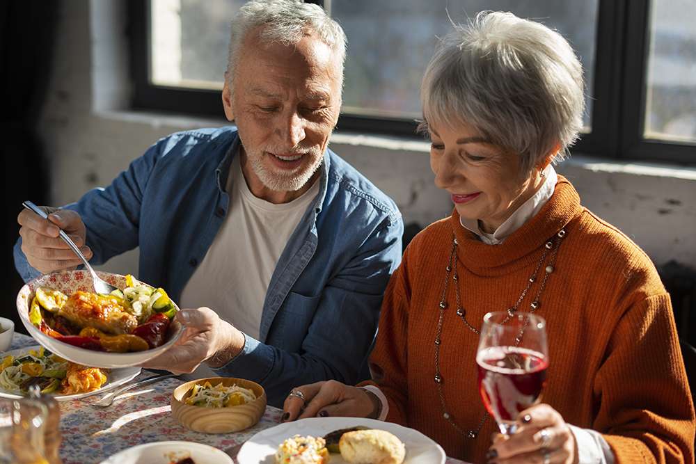 Manger moins ou manger mieux à la retraite